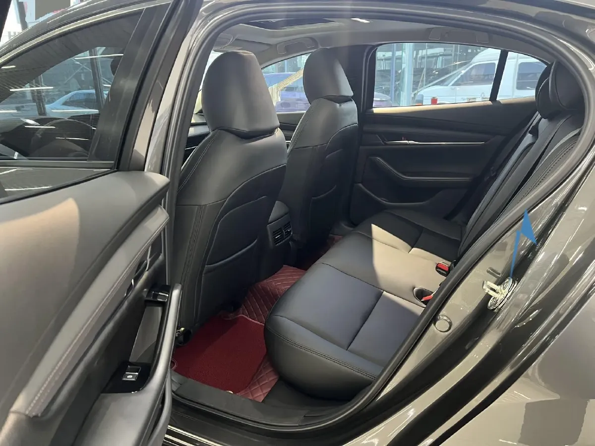 2022 Mazda 3 Axela 2.0L 158HP L4 6AT,autocango,china used car exporter,china ev exporter,chinese used car exporter,chinese used ev exporter