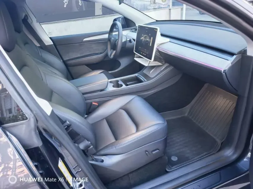 2024 Iveco OuSheng BEV 77.28KWH,autocango,china used car exporter,china ev exporter,chinese used car exporter,chinese used ev exporter