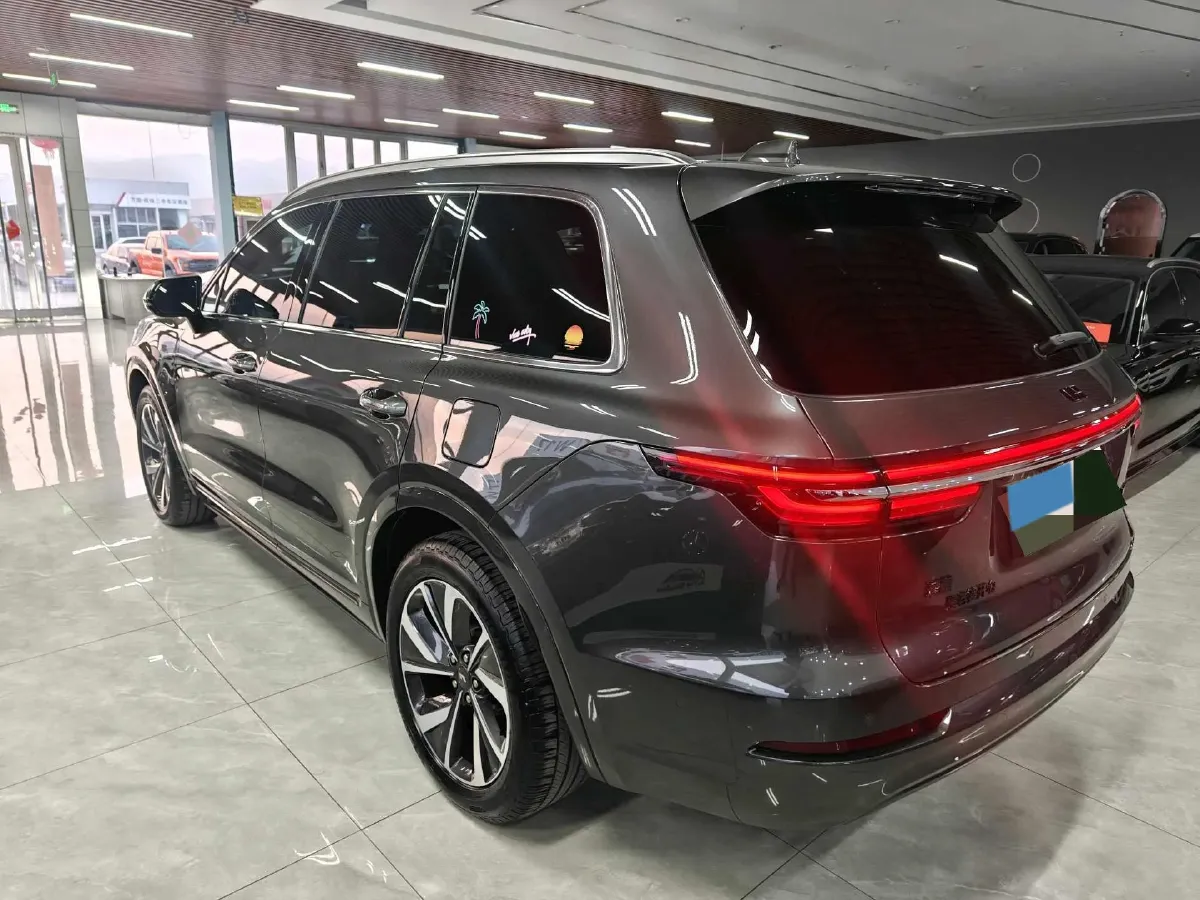 2021 Li ONE Range Extended 131HP REEV 40.5KWH,autocango,china used car exporter,china ev exporter,chinese used car exporter,chinese used ev exporter