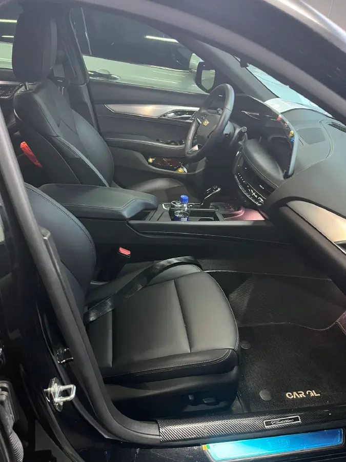 2024 Cadillac CT5 2.0T 237HP L4 10AT,autocango,china used car exporter,china ev exporter,chinese used car exporter,chinese used ev exporter