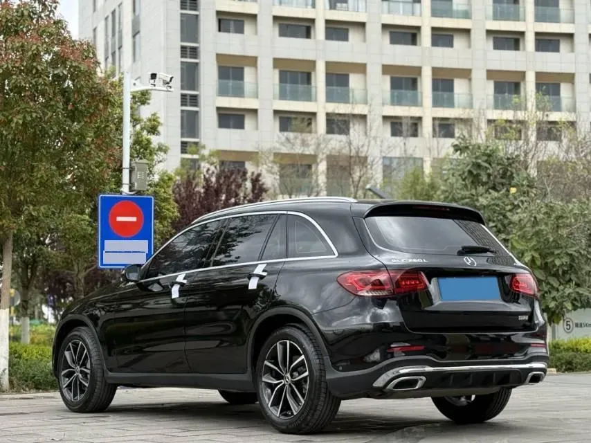 2021 Mercedes-Benz GLC Class 2.0T 197HP L4 9AT,autocango,china used car exporter,china ev exporter,chinese used car exporter,chinese used ev exporter