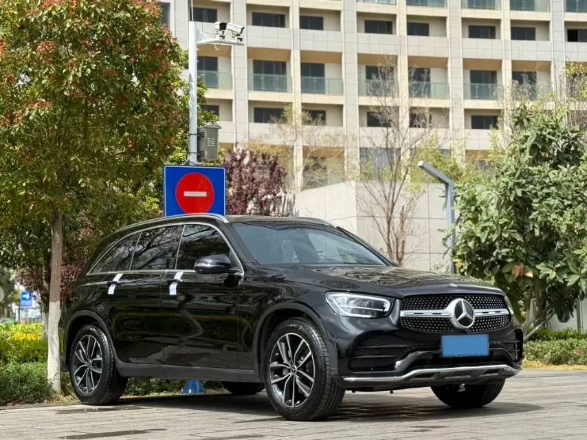 2021 Mercedes-Benz GLC Class 2.0T 197HP L4 9AT,autocango,china used car exporter,china ev exporter,chinese used car exporter,chinese used ev exporter