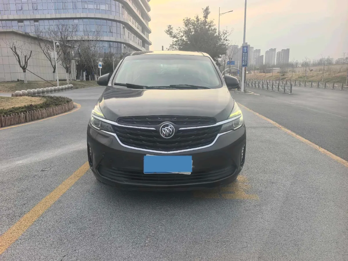 2022 Buick GL8 2.0T 237HP L4 9AT,autocango,china used car exporter,china ev exporter,chinese used car exporter,chinese used ev exporter