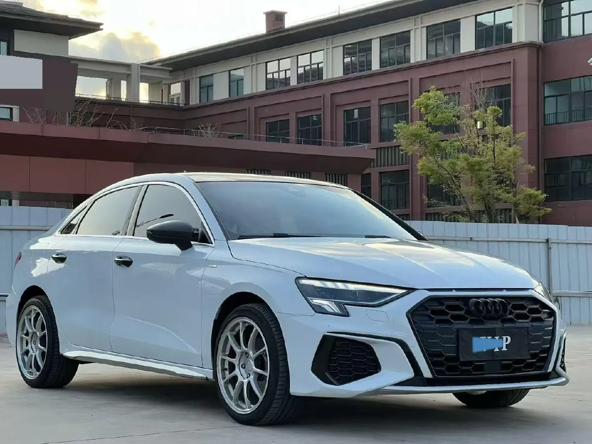 2022 Audi A3 1.4T 150HP L4 7DCT,autocango,china used car exporter,china ev exporter,chinese used car exporter,chinese used ev exporter