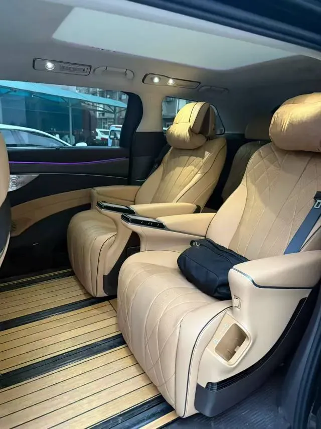 2024 Denza D9 1.5T 139HP L4 E-CVT PHEV 40KWH,autocango,china used car exporter,china ev exporter,chinese used car exporter,chinese used ev exporter