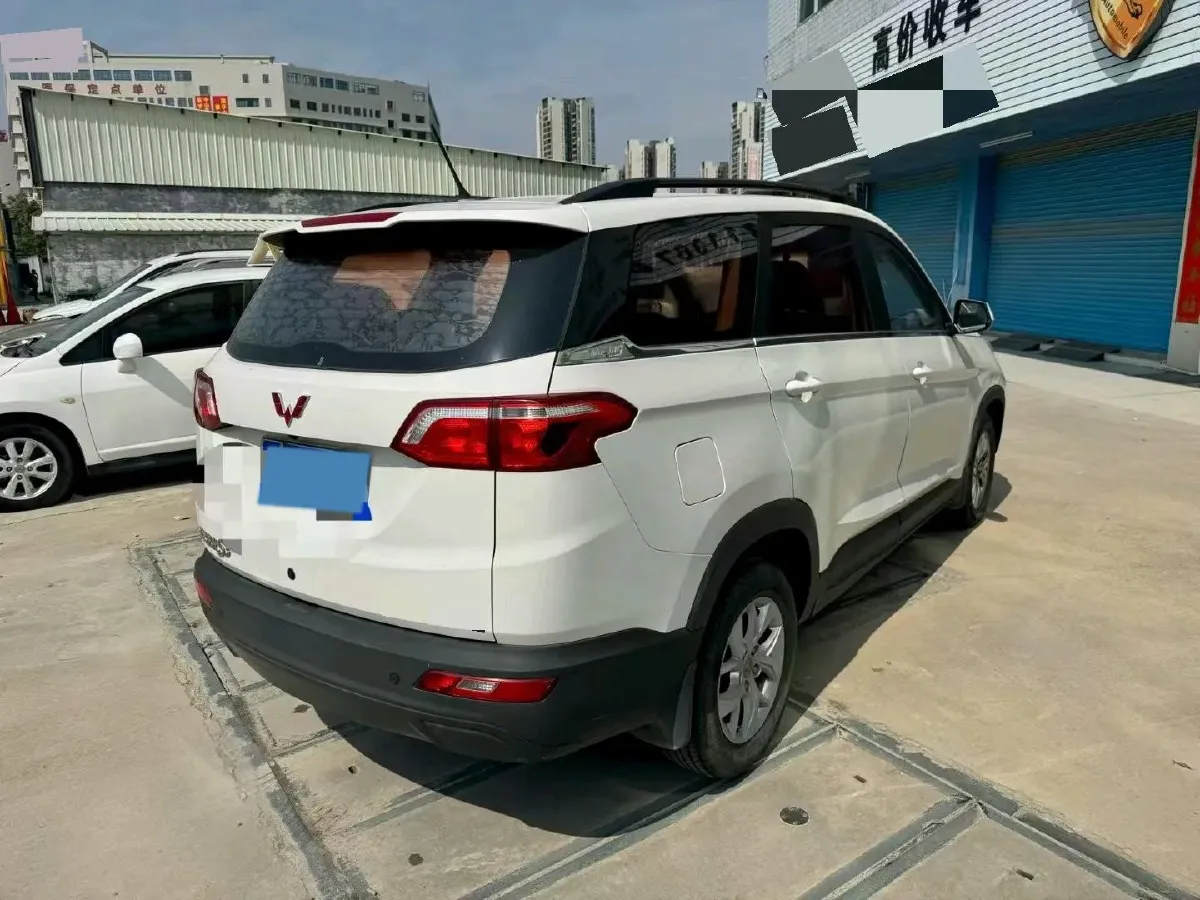 2019 WuLing HongGuang S3 1.5L 112HP L4 6MT,autocango,china used car exporter,china ev exporter,chinese used car exporter,chinese used ev exporter
