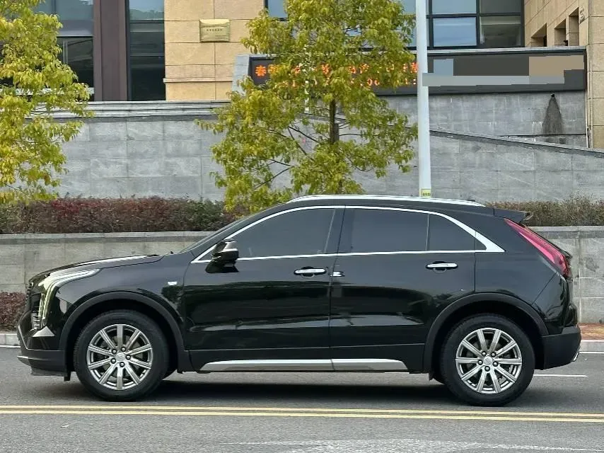 2020 Cadillac XT4 2.0T 241HP L4 9AT,autocango,china used car exporter,china ev exporter,chinese used car exporter,chinese used ev exporter