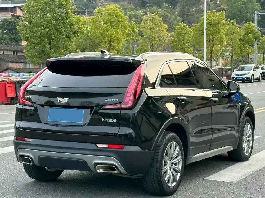 2020 Cadillac XT4 2.0T 241HP L4 9AT,autocango,china used car exporter,china ev exporter,chinese used car exporter,chinese used ev exporter