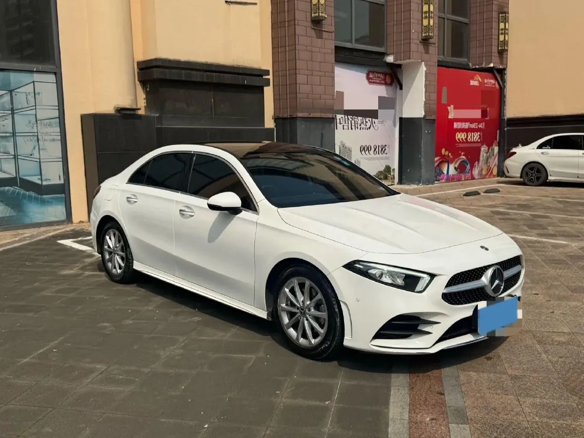 2020 Mercedes-Benz A Class 1.3T 163HP L4 7DCT,autocango,china used car exporter,china ev exporter,chinese used car exporter,chinese used ev exporter
