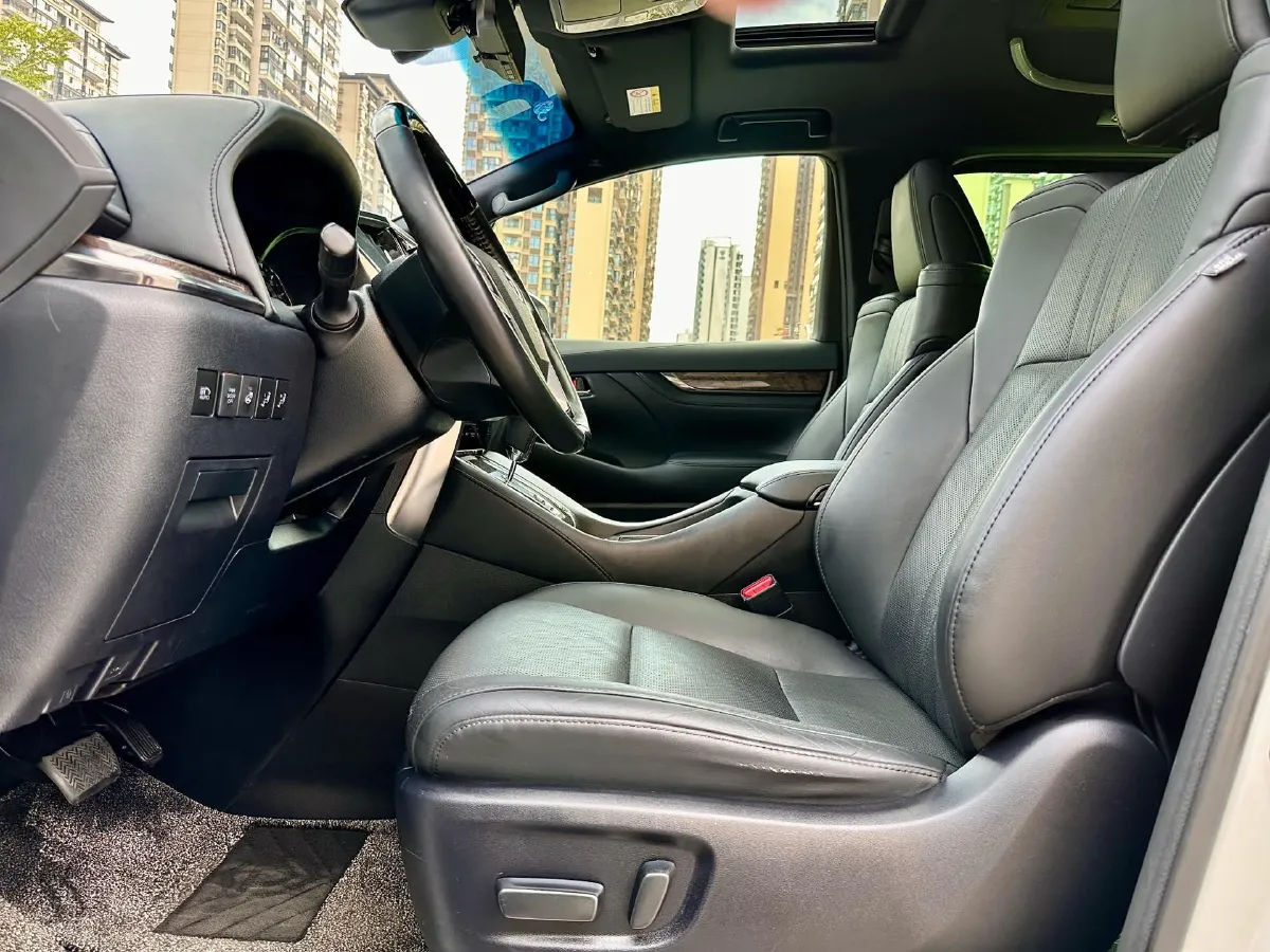 2019 Toyota Vellfire 2.5L 117HP L4 E-CVT Hybrid,autocango,china used car exporter,china ev exporter,chinese used car exporter,chinese used ev exporter