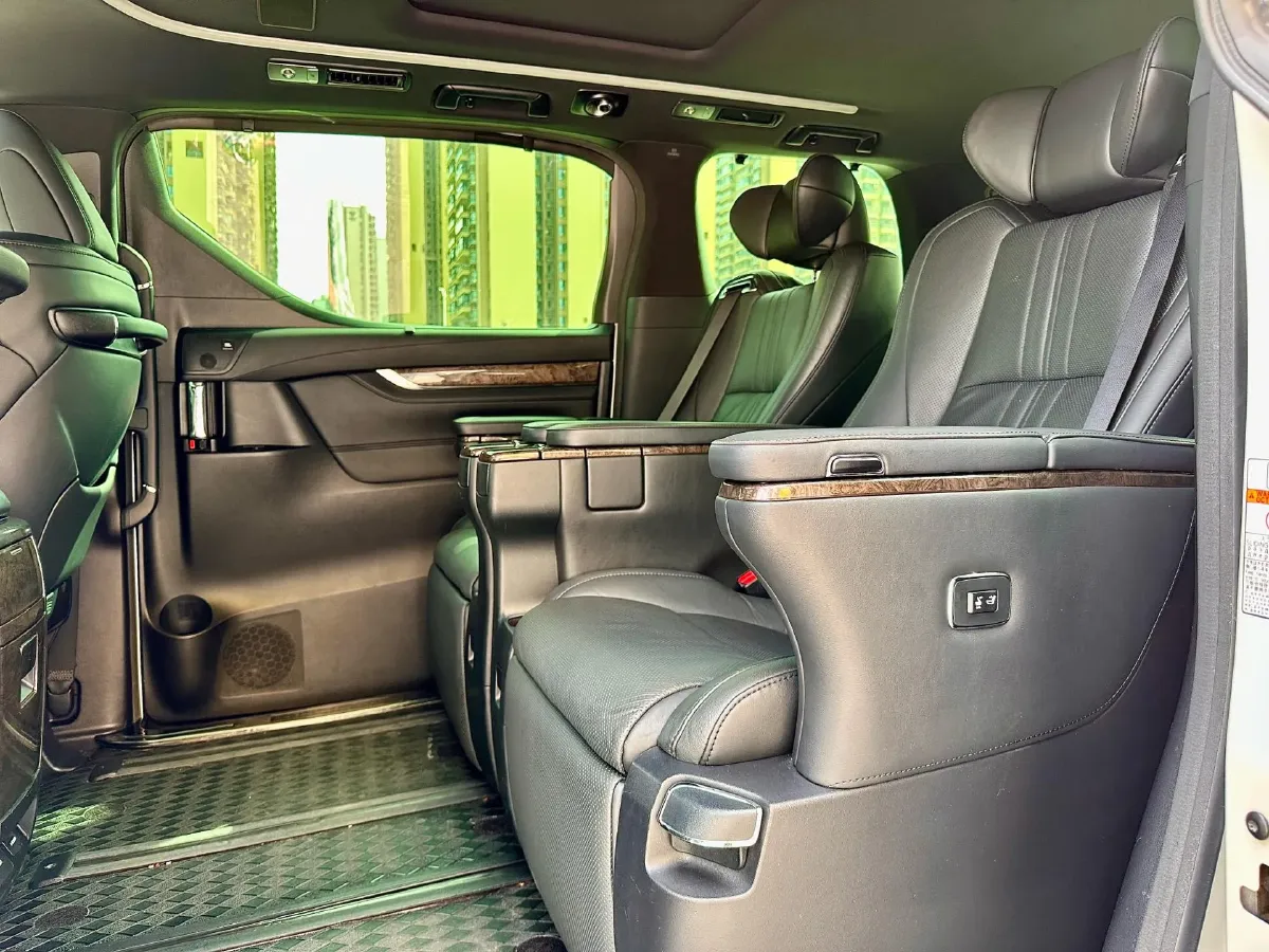 2019 Toyota Vellfire 2.5L 117HP L4 E-CVT Hybrid,autocango,china used car exporter,china ev exporter,chinese used car exporter,chinese used ev exporter