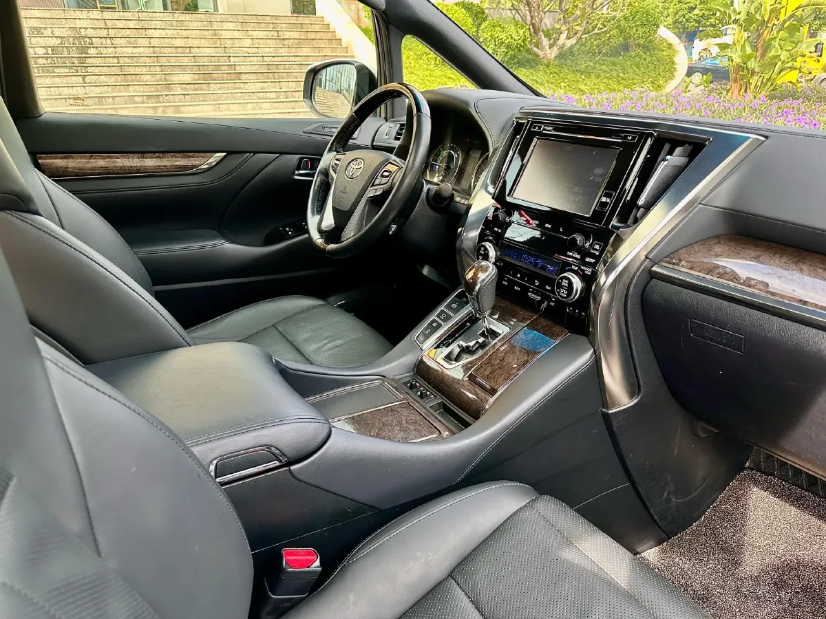 2019 Toyota Vellfire 2.5L 117HP L4 E-CVT Hybrid,autocango,china used car exporter,china ev exporter,chinese used car exporter,chinese used ev exporter