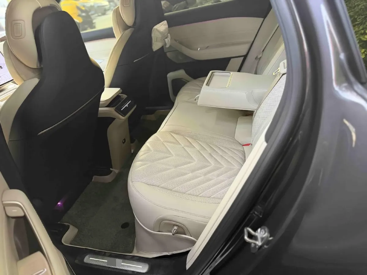 2025 NIO ES6 BEV,autocango,china used car exporter,china ev exporter,chinese used car exporter,chinese used ev exporter