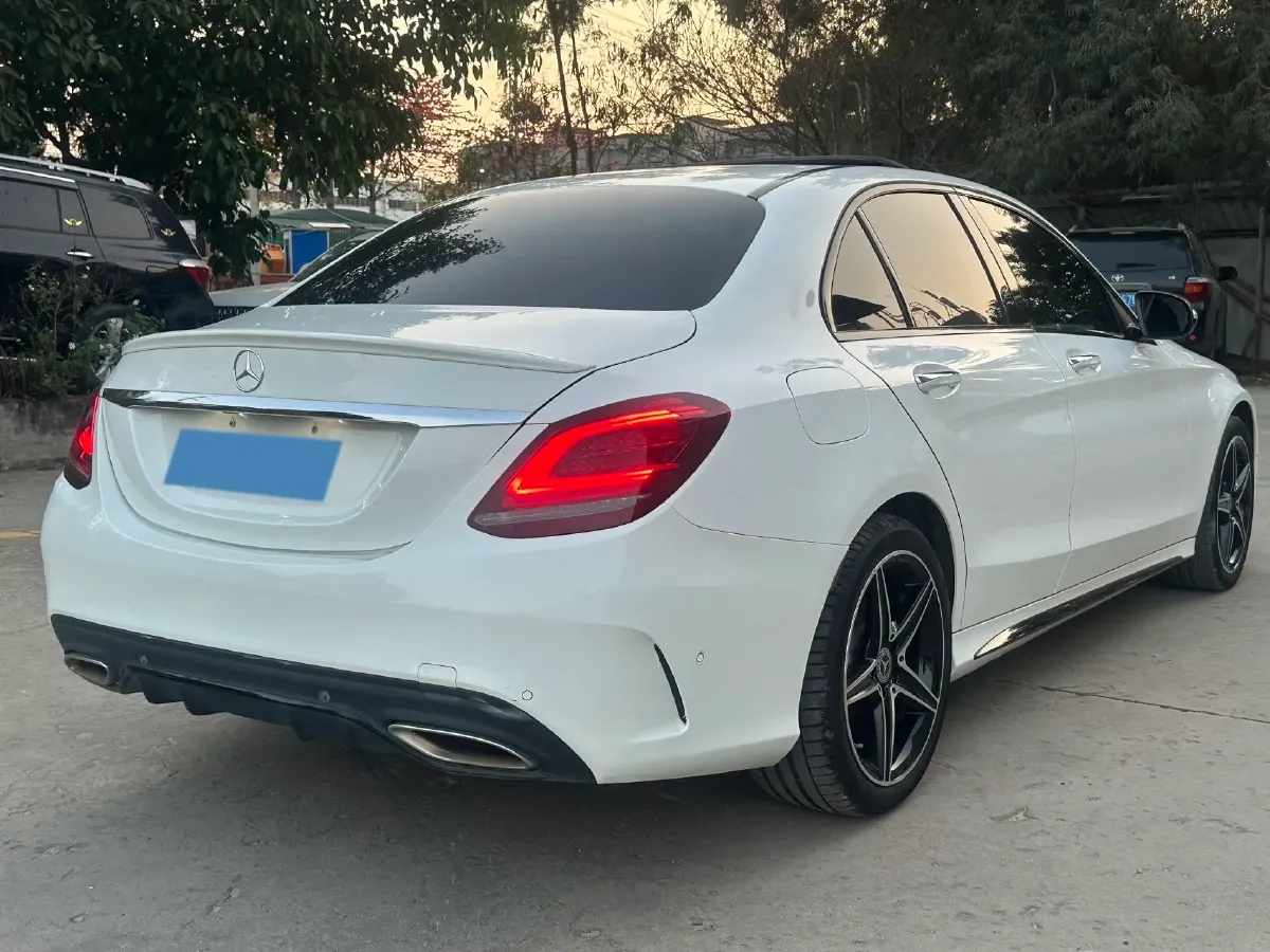 2020 Mercedes-Benz C Class 1.5T 184HP L4 9AT,autocango,china used car exporter,china ev exporter,chinese used car exporter,chinese used ev exporter