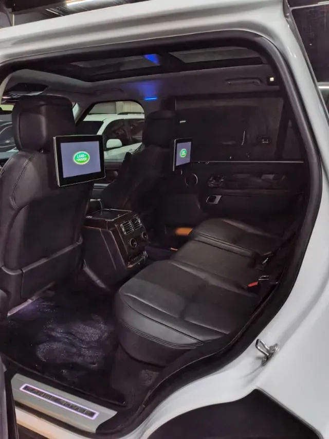 2020 Land Rover Range Rover 3.0T 400HP L6 8AT,autocango,china used car exporter,china ev exporter,chinese used car exporter,chinese used ev exporter