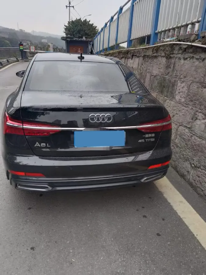 2020 Audi A6L 2.0T 224HP L4 7DCT,autocango,china used car exporter,china ev exporter,chinese used car exporter,chinese used ev exporter