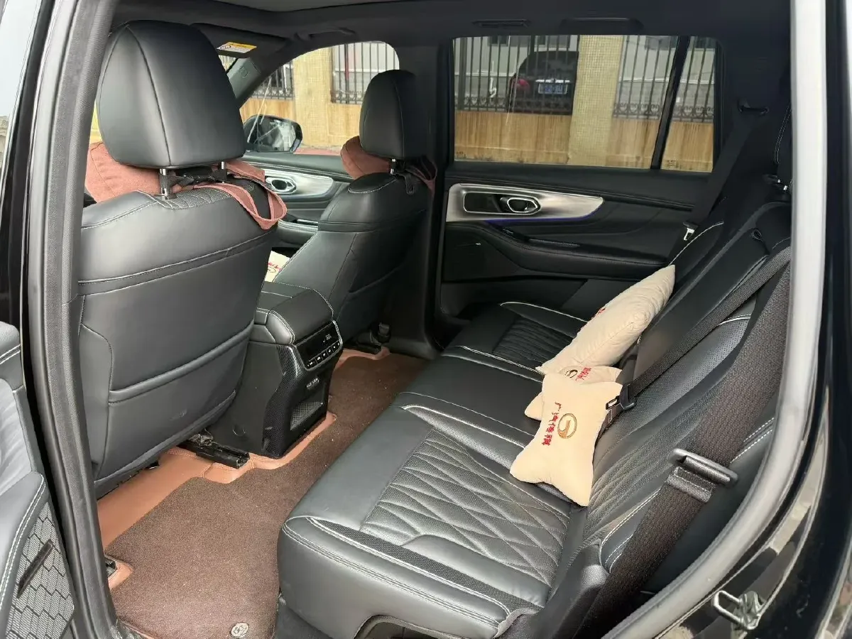 2022 GAC Trumpchi GS8 2.0T 190HP L4 E-CVT Hybrid,autocango,china used car exporter,china ev exporter,chinese used car exporter,chinese used ev exporter