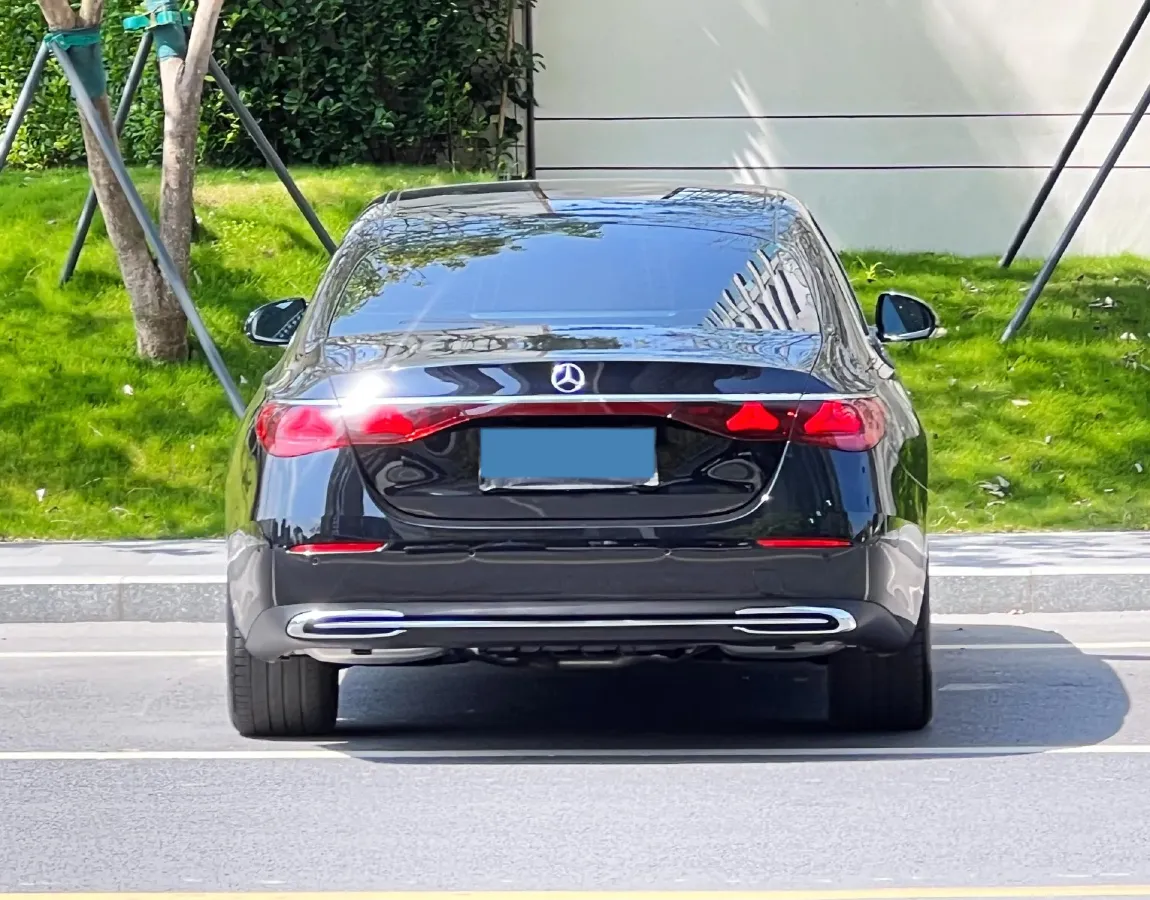 2024 Mercedes-Benz E Class 2.0T 258HP L4 9AT,autocango,china used car exporter,china ev exporter,chinese used car exporter,chinese used ev exporter