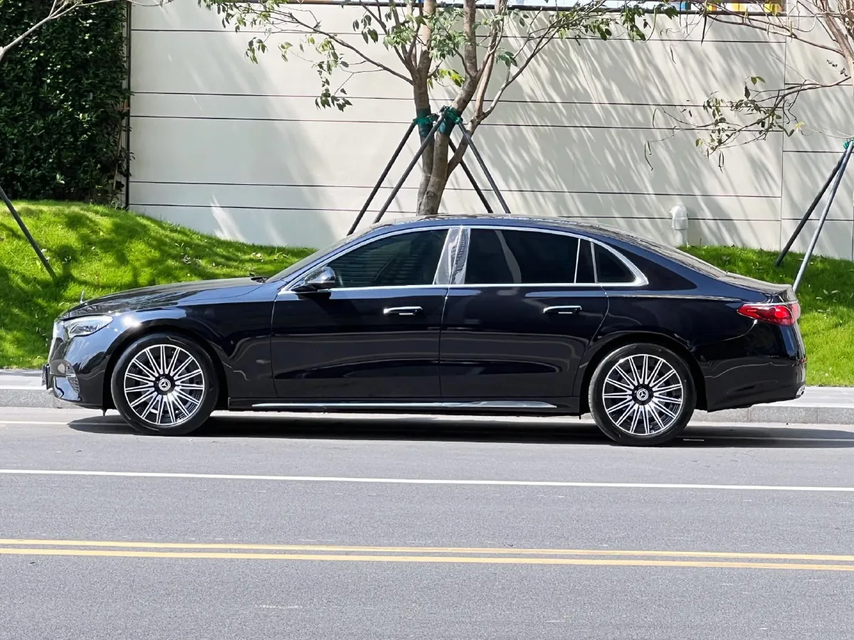 2024 Mercedes-Benz E Class 2.0T 258HP L4 9AT,autocango,china used car exporter,china ev exporter,chinese used car exporter,chinese used ev exporter