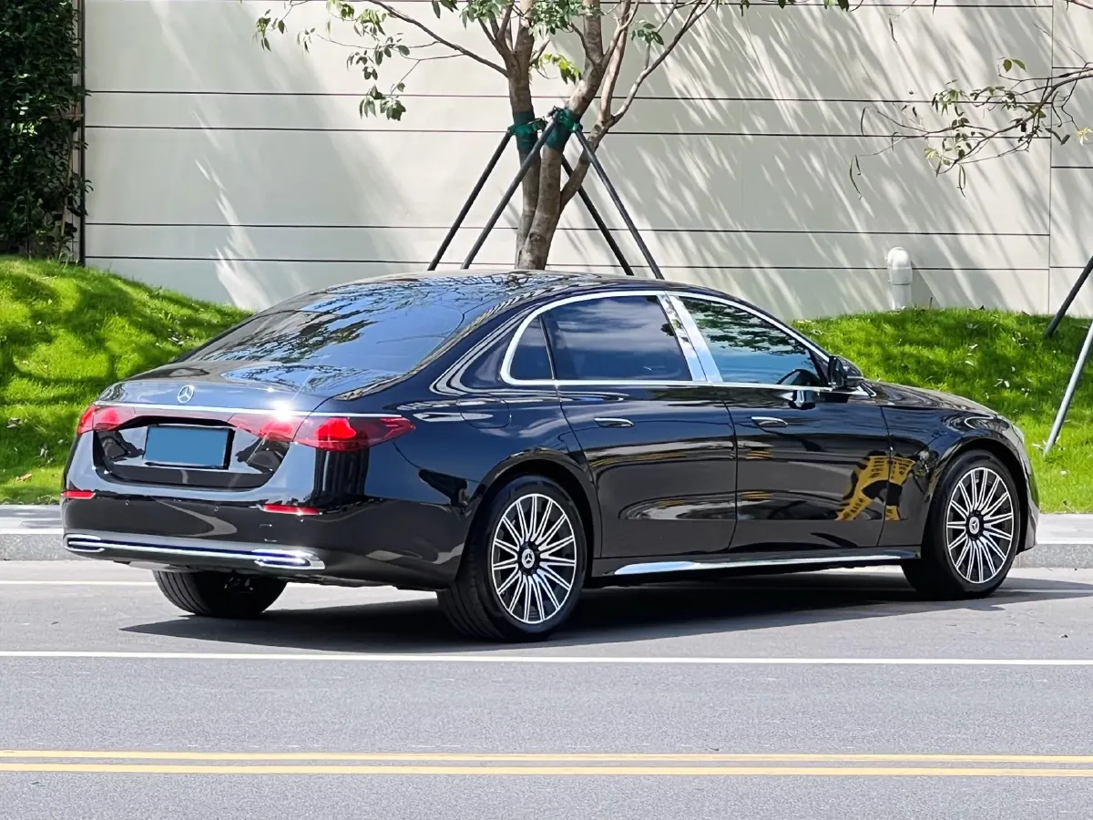 2024 Mercedes-Benz E Class 2.0T 258HP L4 9AT,autocango,china used car exporter,china ev exporter,chinese used car exporter,chinese used ev exporter