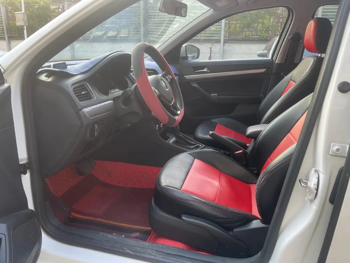 2017 Volkswagen Lavida 1.6L 110HP L4 6AT,autocango,china used car exporter,china ev exporter,chinese used car exporter,chinese used ev exporter