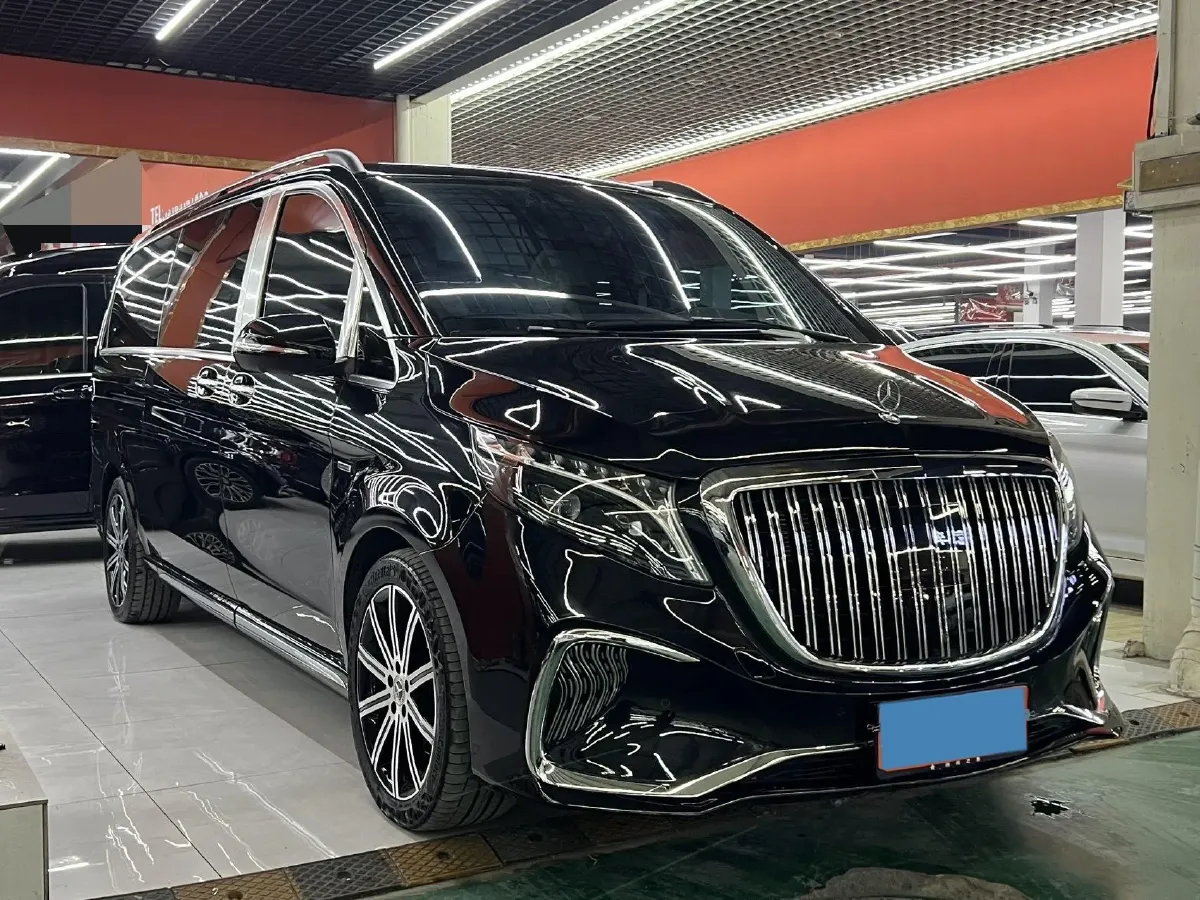 2022 Mercedes-Benz V Class 2.0T 211HP L4 9AT,autocango,china used car exporter,china ev exporter,chinese used car exporter,chinese used ev exporter