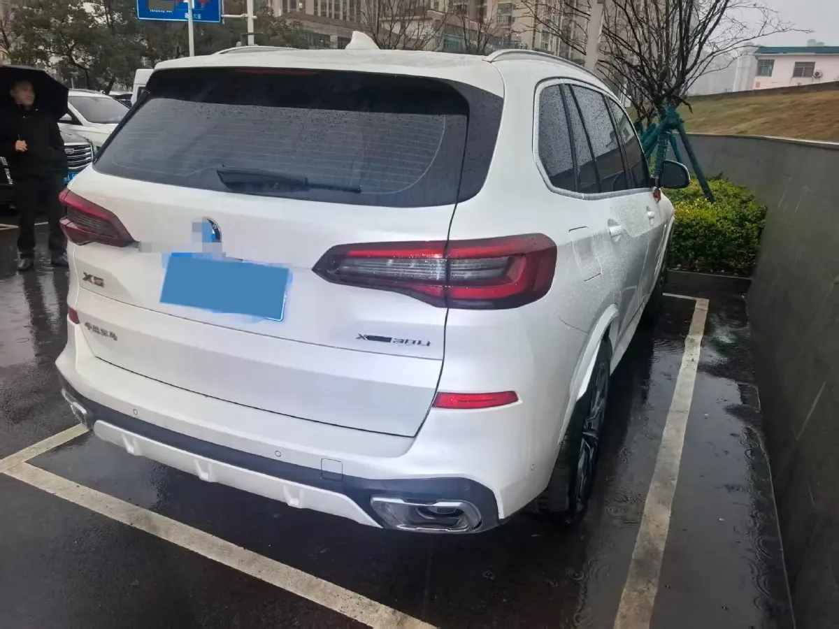 2022 BMW X5 2.0T 245HP L4 8AT,autocango,china used car exporter,china ev exporter,chinese used car exporter,chinese used ev exporter