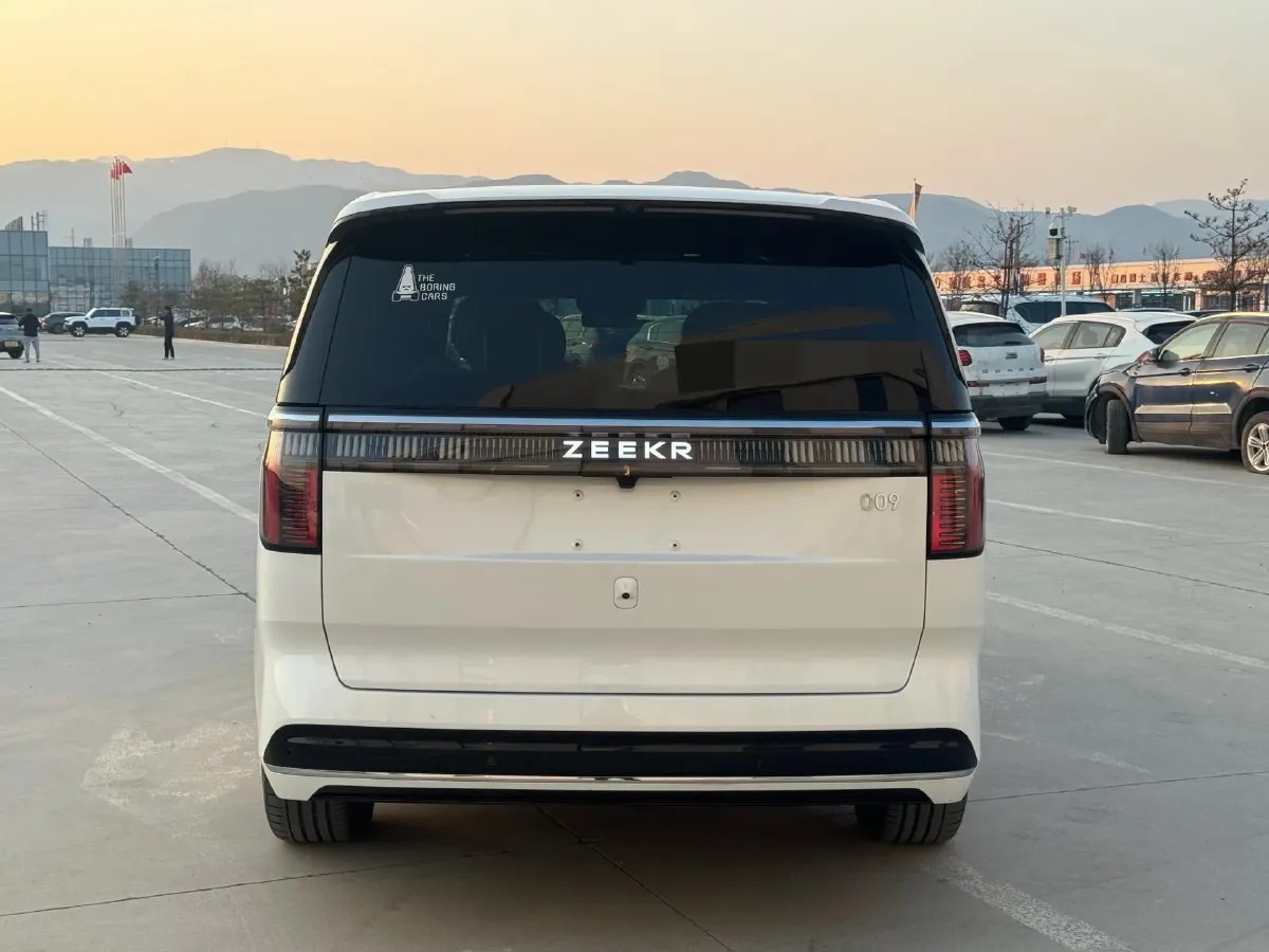 2024 Zeekr 009 BEV 108KWH,autocango,china used car exporter,china ev exporter,chinese used car exporter,chinese used ev exporter