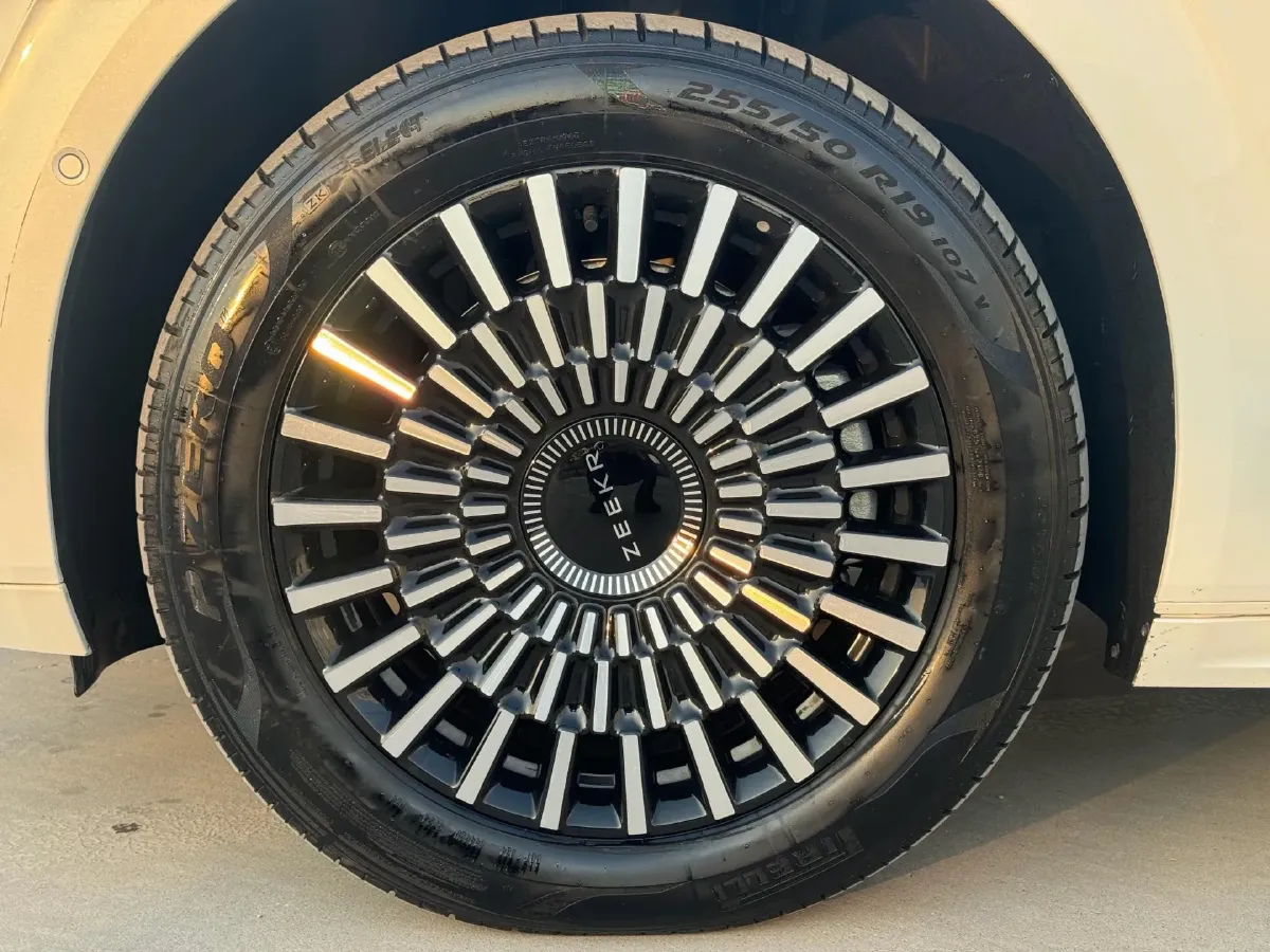 2024 Zeekr 009 BEV 108KWH,autocango,china used car exporter,china ev exporter,chinese used car exporter,chinese used ev exporter