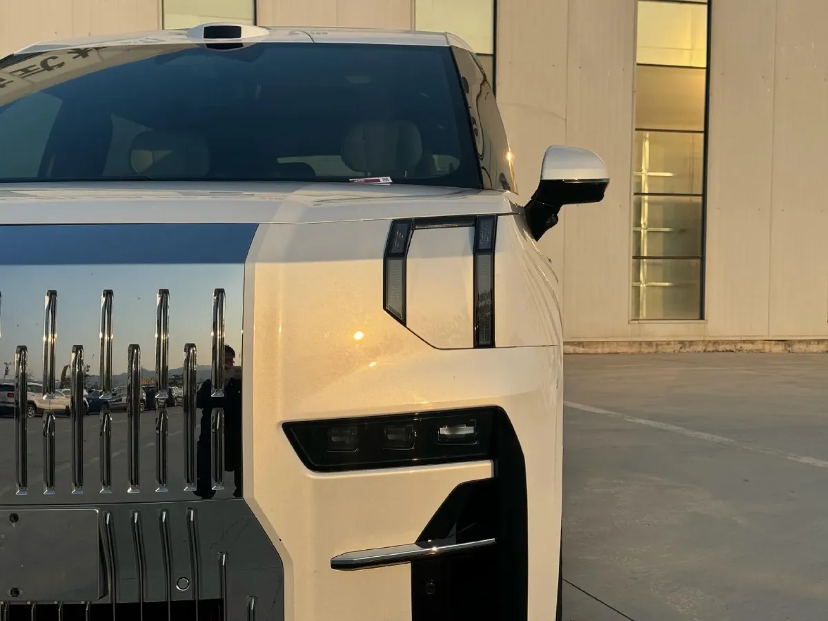 2024 Zeekr 009 BEV 108KWH,autocango,china used car exporter,china ev exporter,chinese used car exporter,chinese used ev exporter