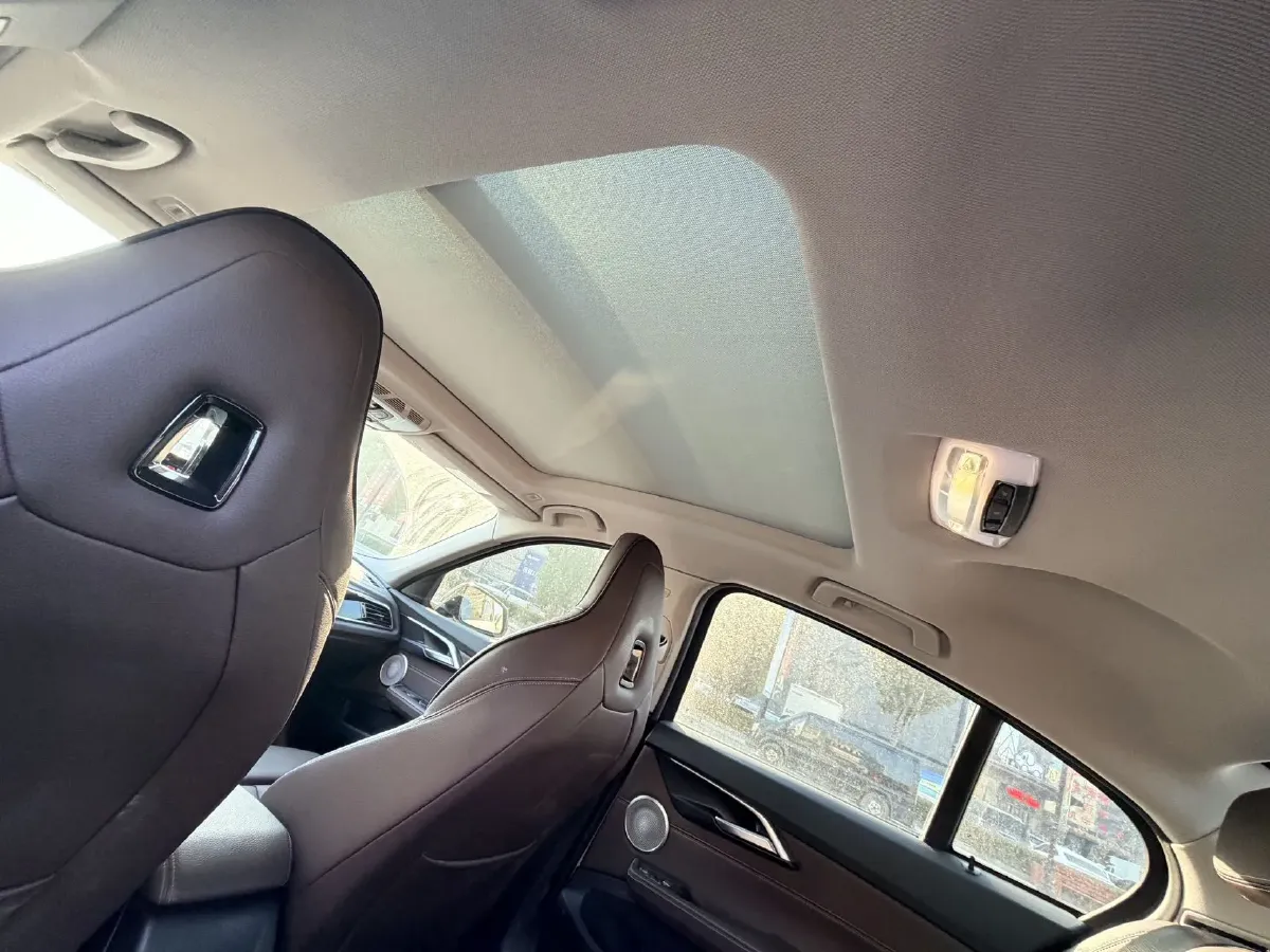 2022 BMW 1 Series 2.0T 192HP L4 7DCT,autocango,china used car exporter,china ev exporter,chinese used car exporter,chinese used ev exporter