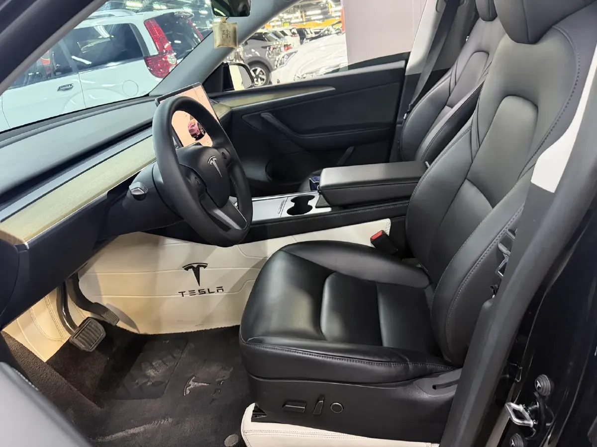 2022 Tesla Model Y BEV 60KWH,autocango,china used car exporter,china ev exporter,chinese used car exporter,chinese used ev exporter