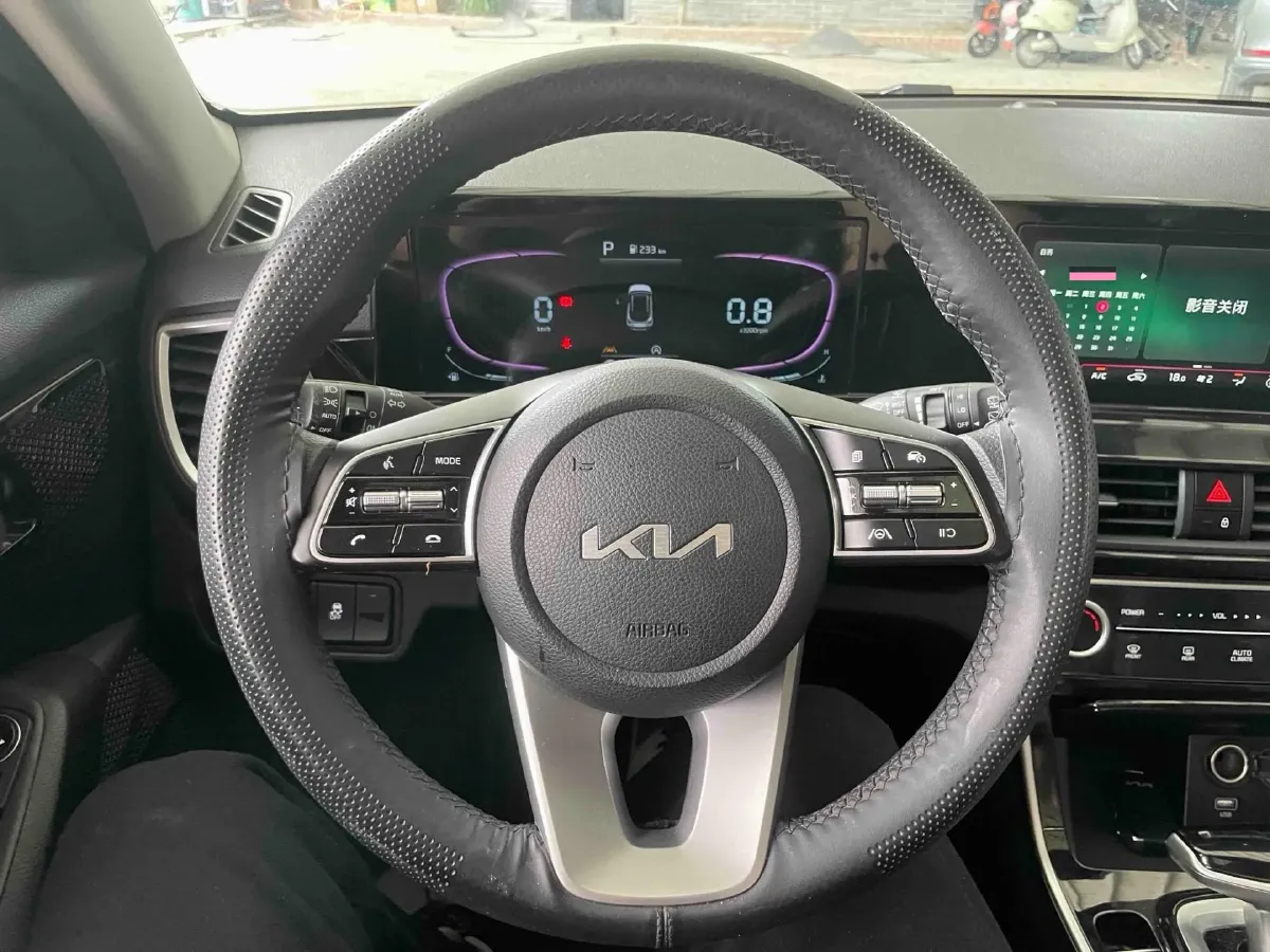 2023 Kia Seltos 1.5L 115HP L4 CVT,autocango,china used car exporter,china ev exporter,chinese used car exporter,chinese used ev exporter