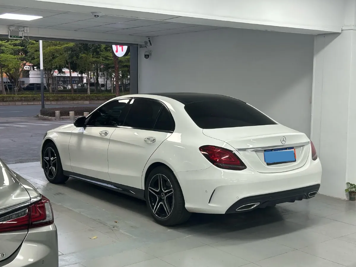 2021 Mercedes-Benz C Class 1.5T 184HP L4 9AT,autocango,china used car exporter,china ev exporter,chinese used car exporter,chinese used ev exporter