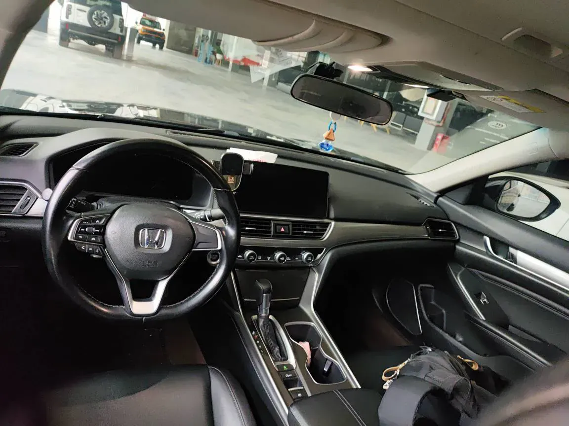 2022 Honda Accord 1.5T 194HP L4 CVT,autocango,china used car exporter,china ev exporter,chinese used car exporter,chinese used ev exporter