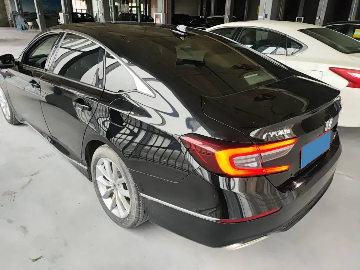 2022 Honda Accord 1.5T 194HP L4 CVT,autocango,china used car exporter,china ev exporter,chinese used car exporter,chinese used ev exporter