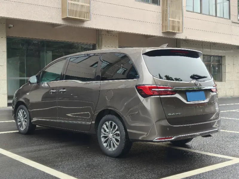 2021 Buick GL8 2.0T 237HP L4 9AT,autocango,china used car exporter,china ev exporter,chinese used car exporter,chinese used ev exporter