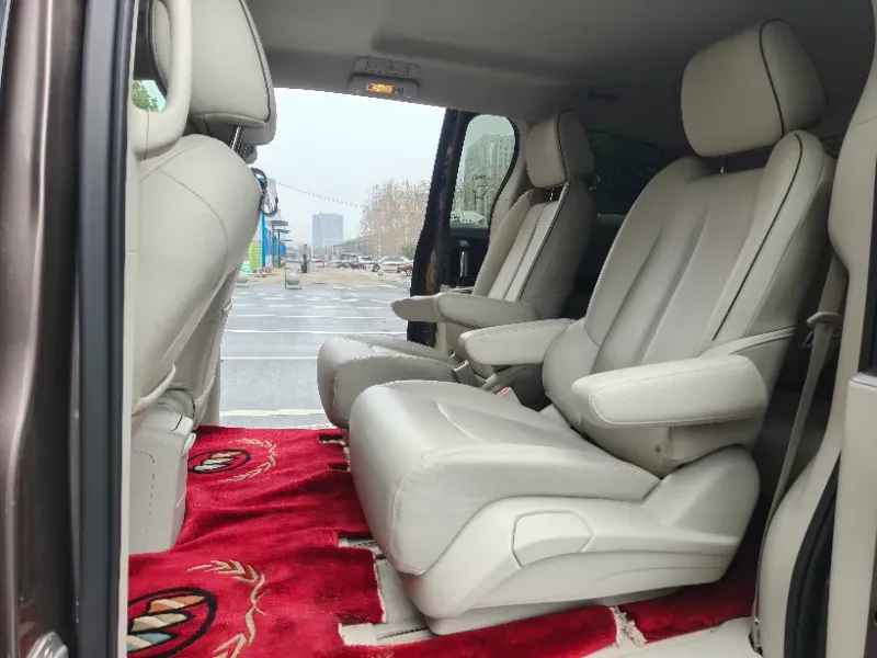 2021 Buick GL8 2.0T 237HP L4 9AT,autocango,china used car exporter,china ev exporter,chinese used car exporter,chinese used ev exporter