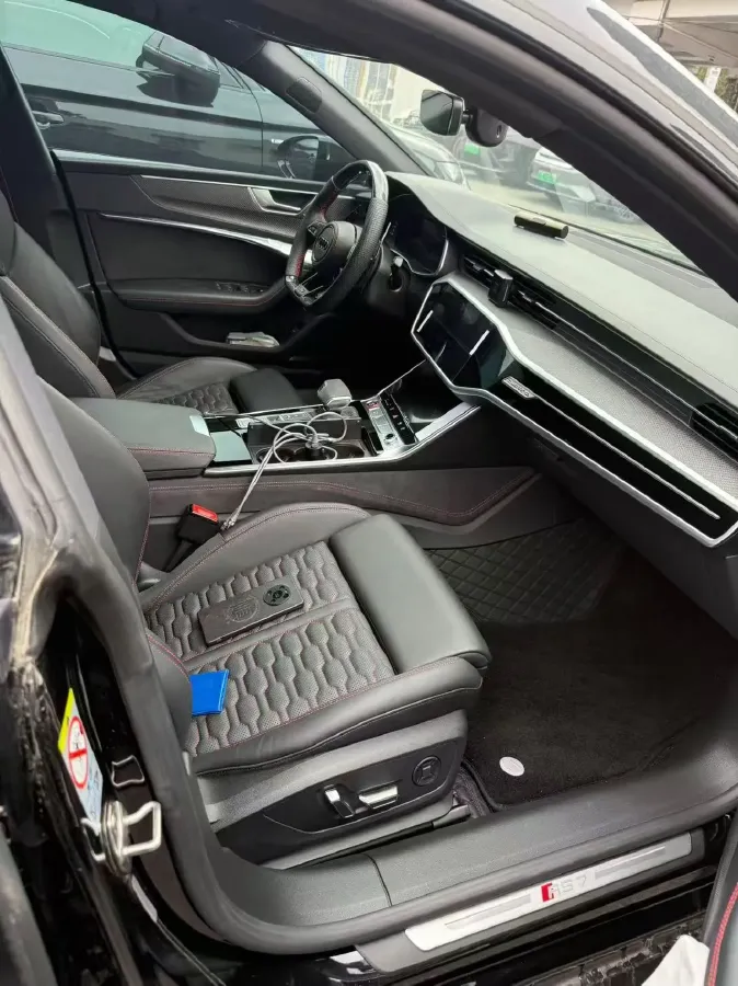 2024 Audi RS 7 4.0T 630HP V8 8AT,autocango,china used car exporter,china ev exporter,chinese used car exporter,chinese used ev exporter