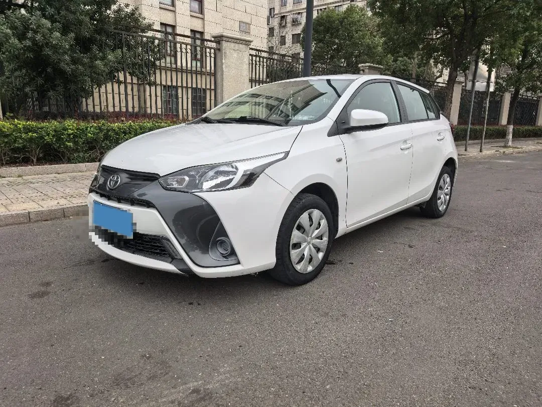 2017 Toyota Yaris L 1.5L 107HP L4 CVT,autocango,china used car exporter,china ev exporter,chinese used car exporter,chinese used ev exporter