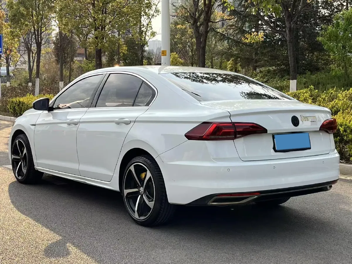 2019 Ford Focus 1.5T 184HP L3 8AT,autocango,china used car exporter,china ev exporter,chinese used car exporter,chinese used ev exporter