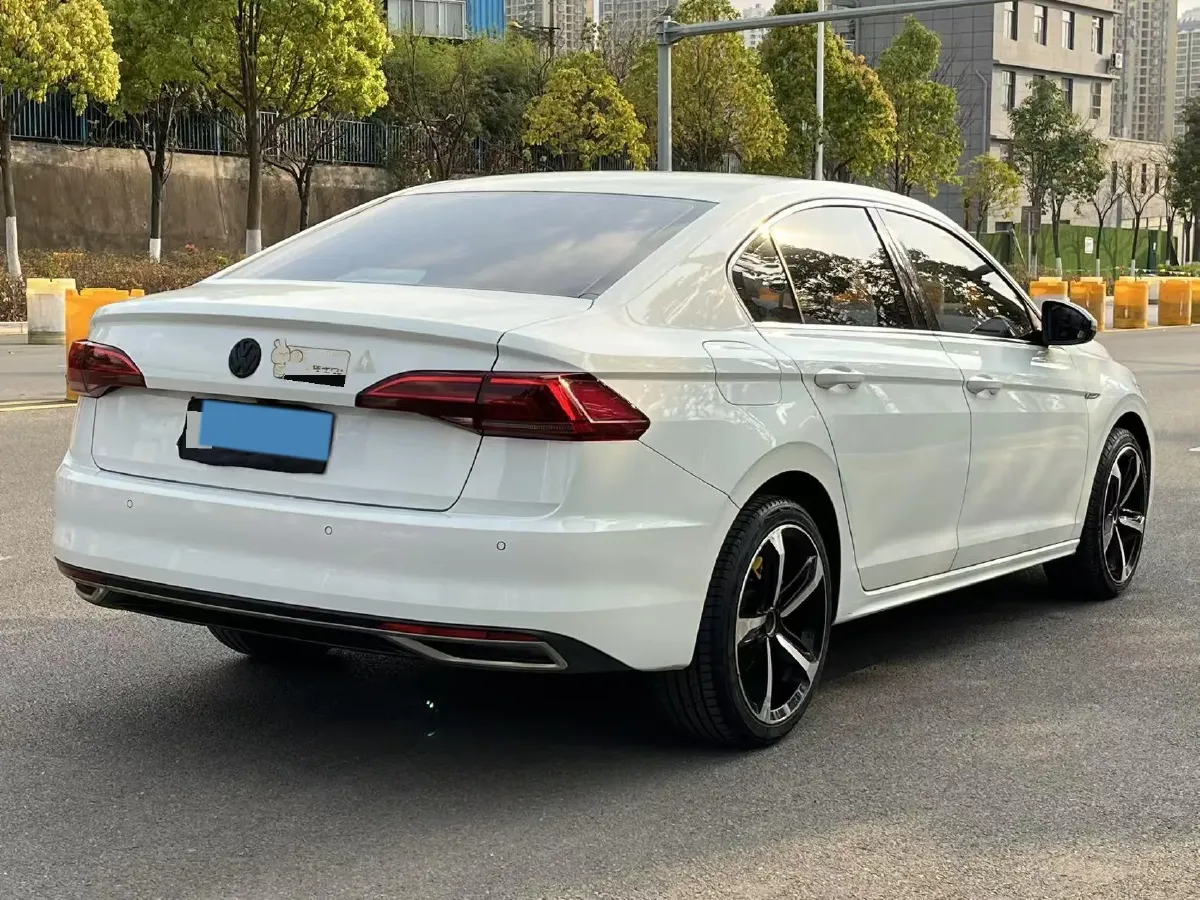2019 Ford Focus 1.5T 184HP L3 8AT,autocango,china used car exporter,china ev exporter,chinese used car exporter,chinese used ev exporter