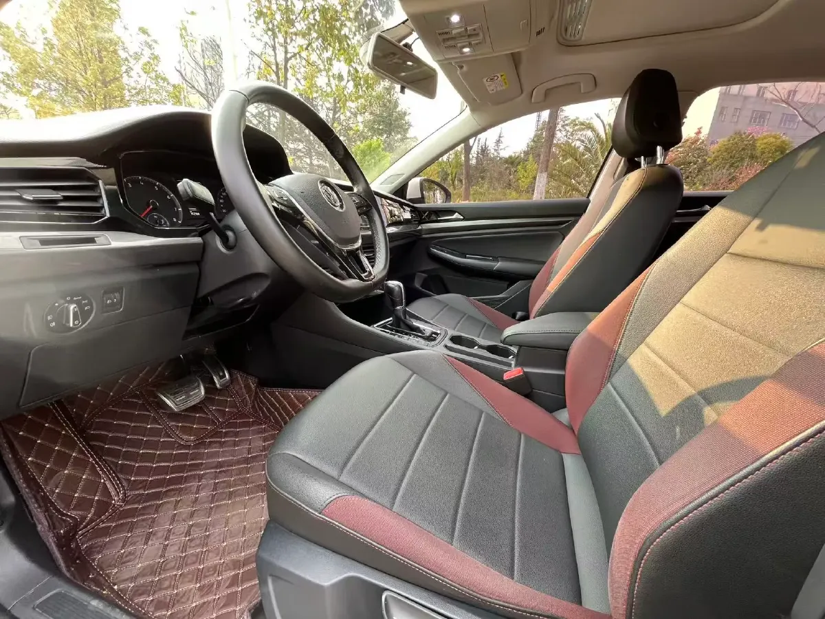 2019 Ford Focus 1.5T 184HP L3 8AT,autocango,china used car exporter,china ev exporter,chinese used car exporter,chinese used ev exporter