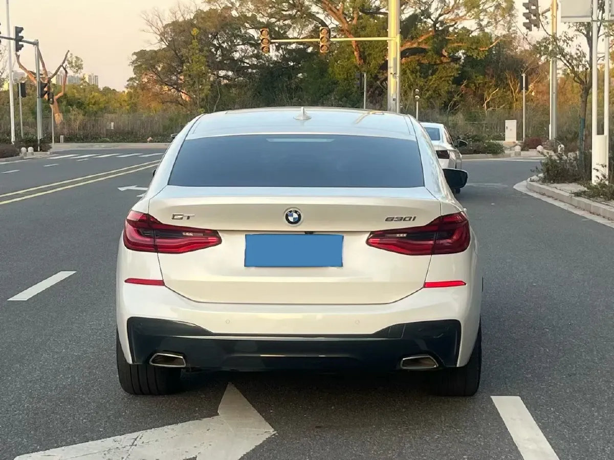 2020 BMW 6 Series GT 2.0T 258HP L4 8AT,autocango,china used car exporter,china ev exporter,chinese used car exporter,chinese used ev exporter