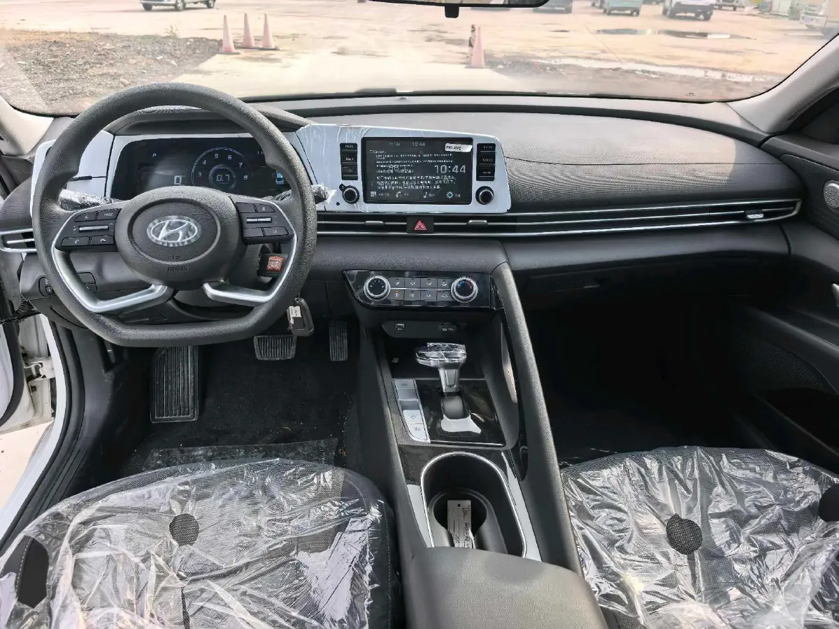 2023 Hyundai Elantra 1.5L 115HP L4 CVT,autocango,china used car exporter,china ev exporter,chinese used car exporter,chinese used ev exporter