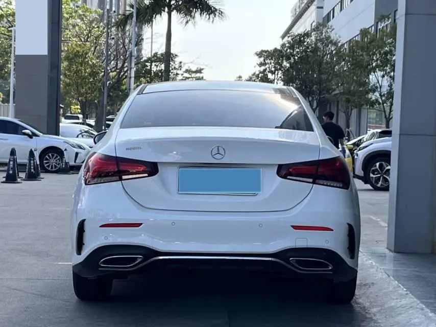 2023 Mercedes-Benz A Class 1.3T 163HP L4 7DCT,autocango,china used car exporter,china ev exporter,chinese used car exporter,chinese used ev exporter