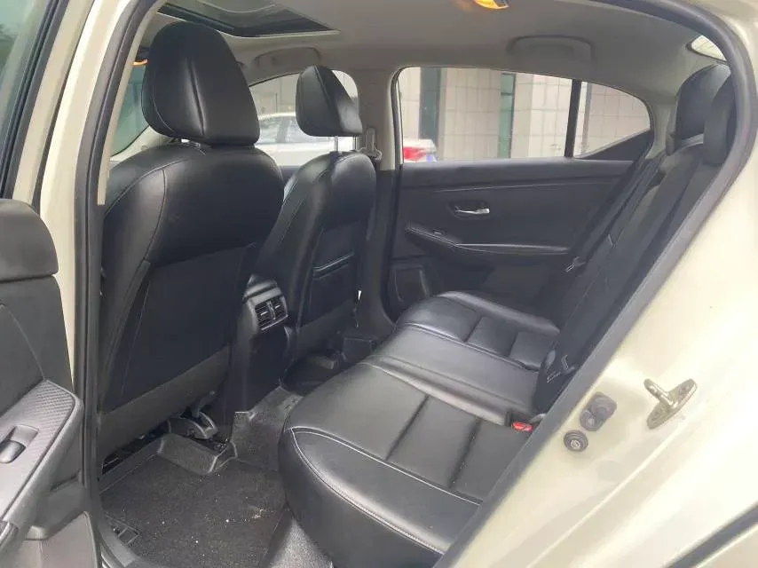 2021 Nissan Sylphy 1.6L 135HP L4 CVT,autocango,china used car exporter,china ev exporter,chinese used car exporter,chinese used ev exporter