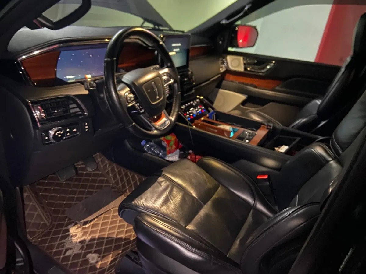 2019 Lincoln Navigator 3.5T 388HP V6 10AT,autocango,china used car exporter,china ev exporter,chinese used car exporter,chinese used ev exporter