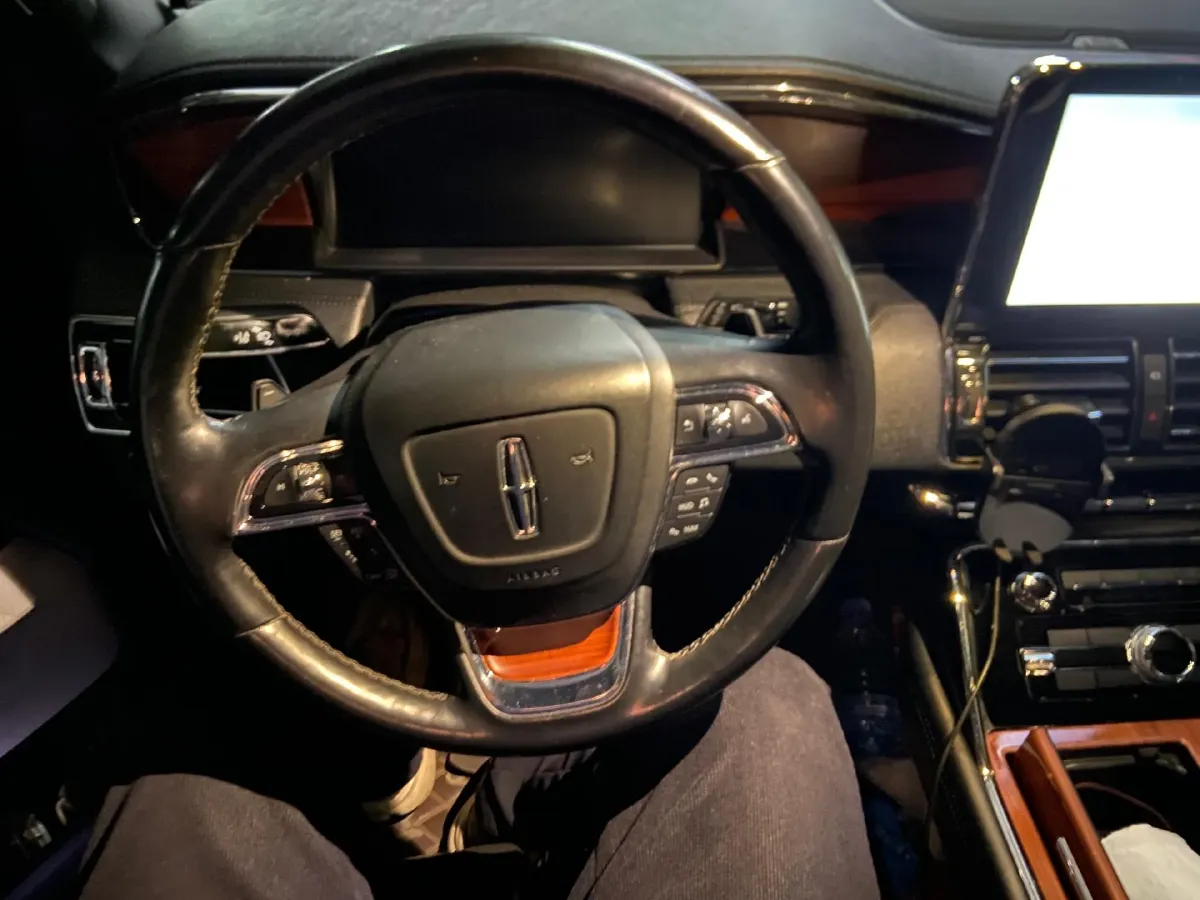 2019 Lincoln Navigator 3.5T 388HP V6 10AT,autocango,china used car exporter,china ev exporter,chinese used car exporter,chinese used ev exporter