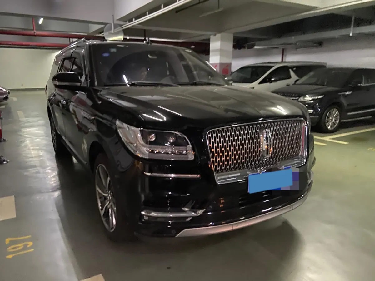 2019 Lincoln Navigator 3.5T 388HP V6 10AT,autocango,china used car exporter,china ev exporter,chinese used car exporter,chinese used ev exporter